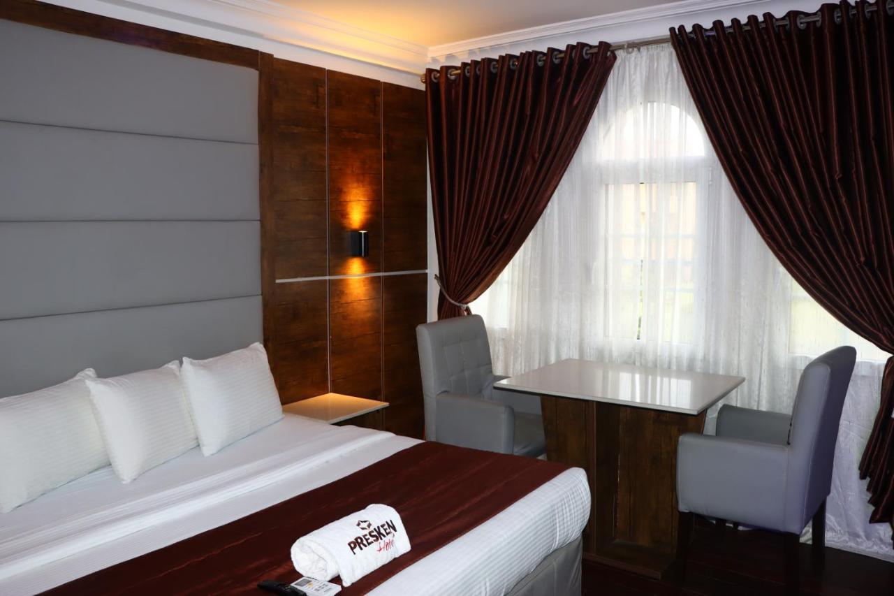 Presken White House Hotel Lagos Bagian luar foto