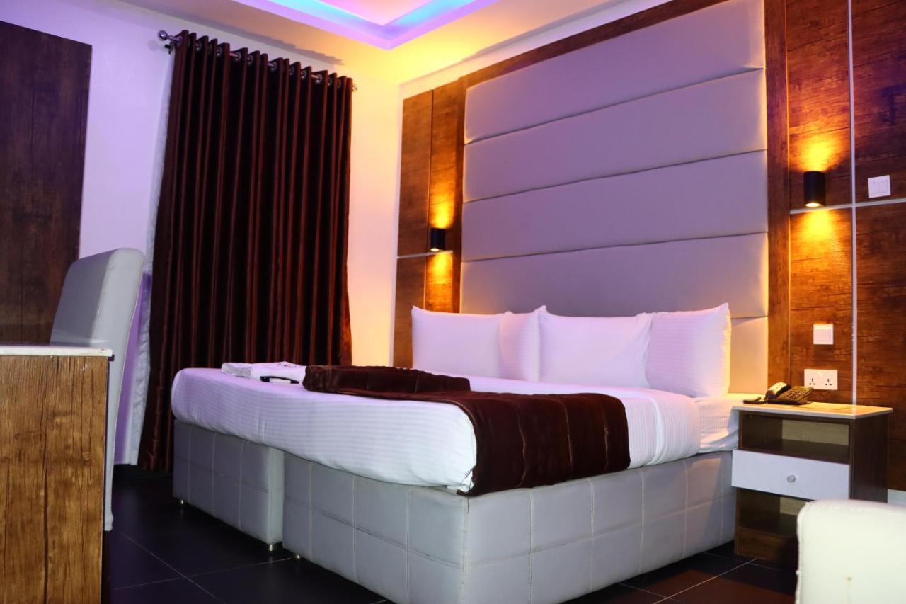 Presken White House Hotel Lagos Bagian luar foto