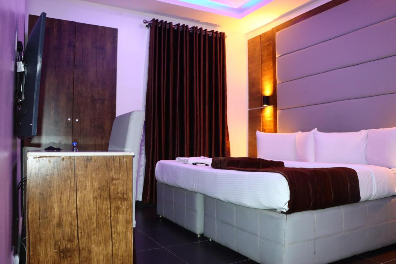 Presken White House Hotel Lagos Bagian luar foto